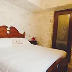 La Rosa Dei Trulli Bed and Breakfast Αλμπερομπέλο