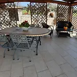 La Rosa Dei Trulli Bed and Breakfast Αλμπερομπέλο
