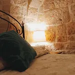 Bed and Breakfast La Rosa Dei Trulli 4*