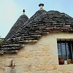 La Rosa Dei Trulli Bed and Breakfast