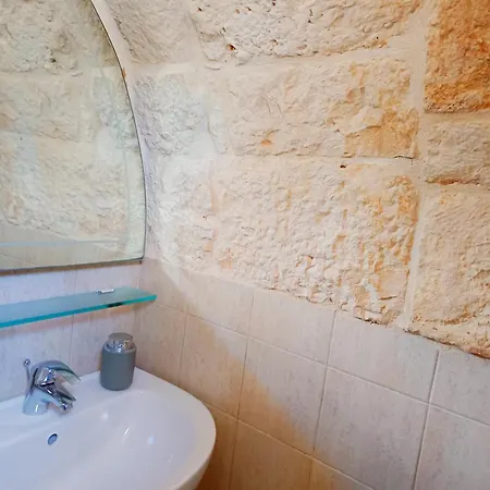 La Rosa Dei Trulli B&B