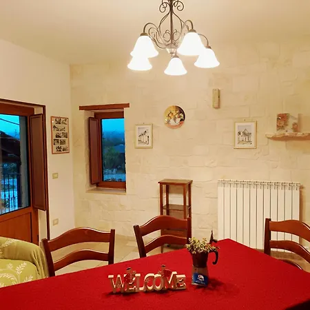 La Rosa Dei Trulli 4* Αλμπερομπέλο