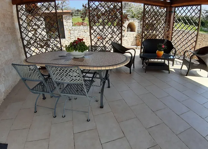 La Rosa Dei Trulli Oda ve Kahvaltı Alberobello