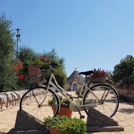 فندق مبيت وإفطار La Rosa Dei Trulli 2*