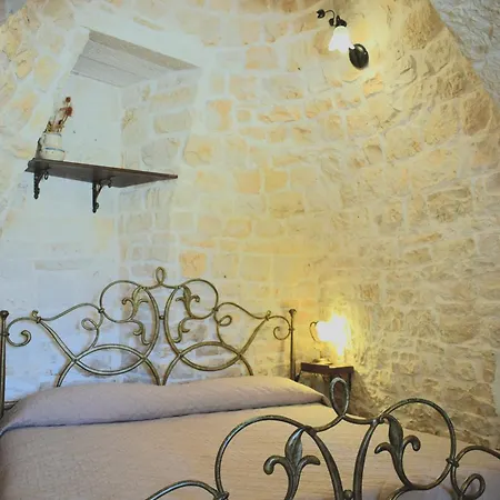 La Rosa Dei Trulli Bed & Breakfast