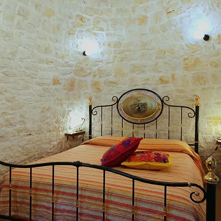 Bed & Breakfast La Rosa Dei Trulli 2*