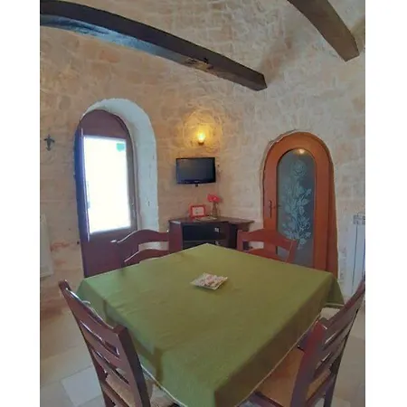La Rosa Dei Trulli 4*