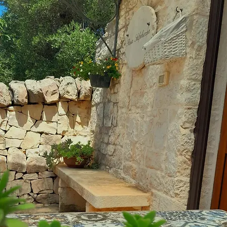 La Rosa Dei Trulli Couette-café