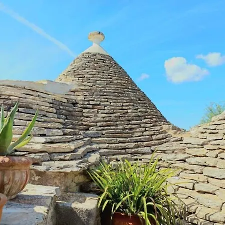 住宿加早餐酒店 La Rosa Dei Trulli 阿尔贝罗贝洛