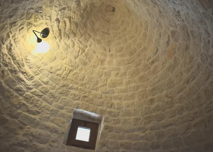 Bed & Breakfast La Rosa Dei Trulli 4*