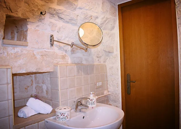 Bed & Breakfast La Rosa Dei Trulli 4*